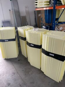 Parapety termiczne XPS 300 do systemów okiennych VEKA Softline 70 i 82 – realizacja zamówienia dla ciepłego montażu